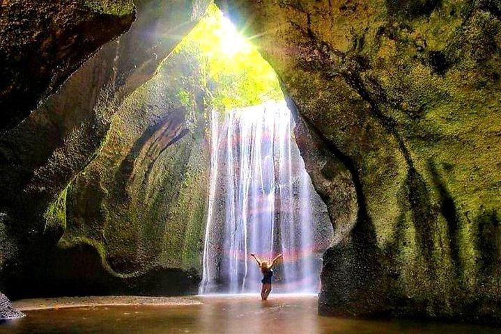 Tukad Cepung Besakih Lempuyang Tempel Best of East Bali Tour