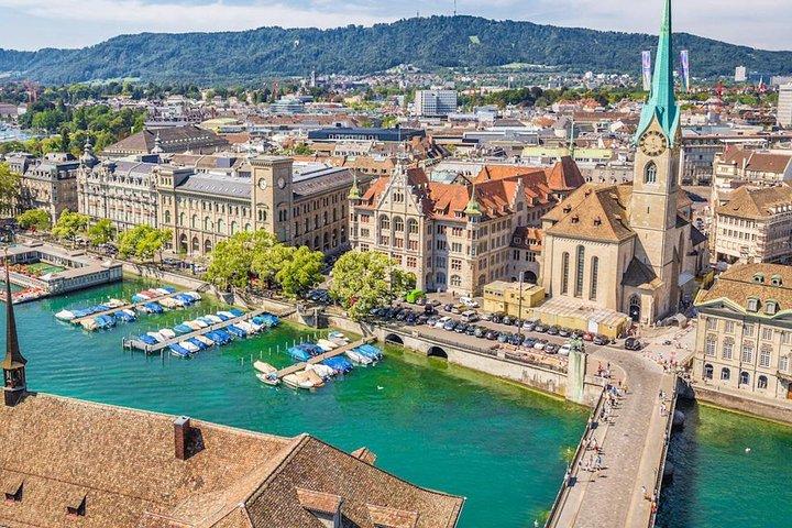Transfer privado de Bruxelas para Zurique com carro de luxo