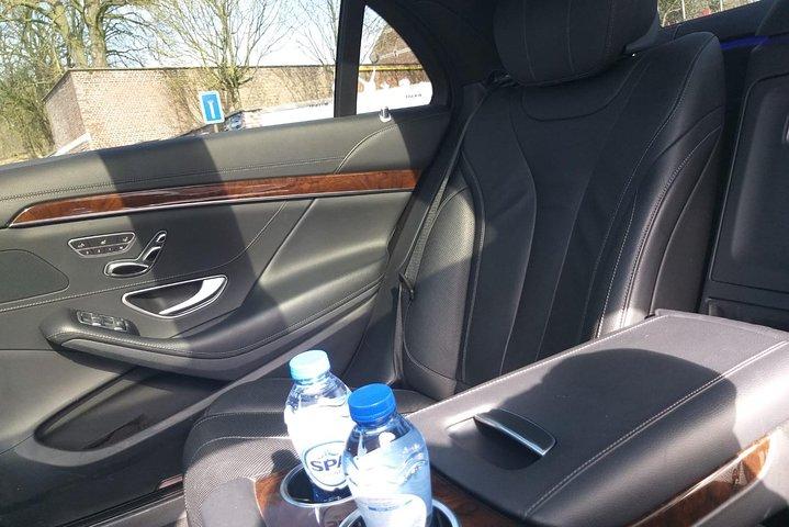 高級車によるブリュッセルからチューリッヒへのプライベート送迎