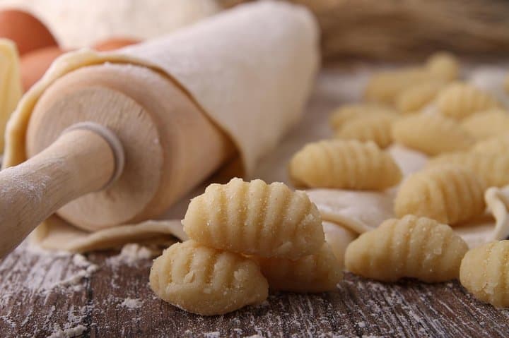Natural Food & Wine in Milanese Home - Eat with Locals!