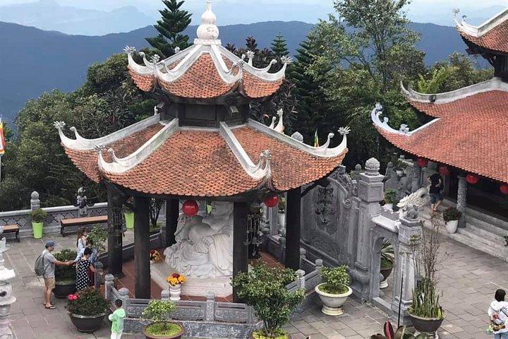 Landudflugt til Golden Bridge, Marble Moutain fra Chan May Port eller Tien Sa Port