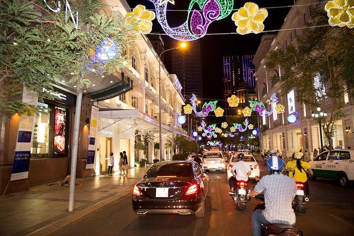 Saigon Vegan Food Tour en Scooter
