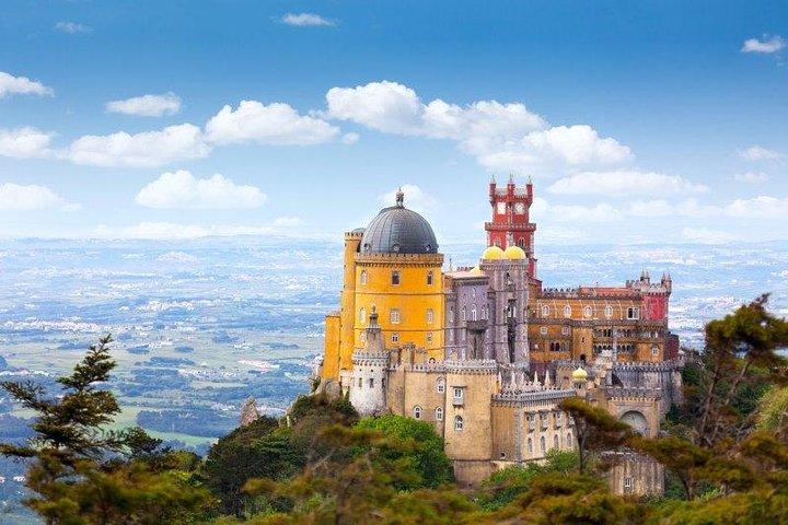 1 day tour of Sintra and Cascais, Palácio da Pena, Quinta da Regaleira ....