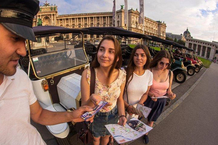 ( Night Tour ) With Private Guide + wine or prosecco