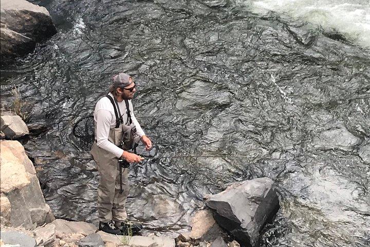 Lezione di pesca a mosca di mezza giornata su Clear Creek vicino a Denver