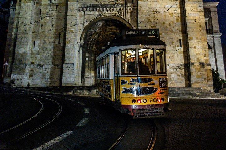 Lisbon by Night: Gyllene och blå timmens fotografivandring