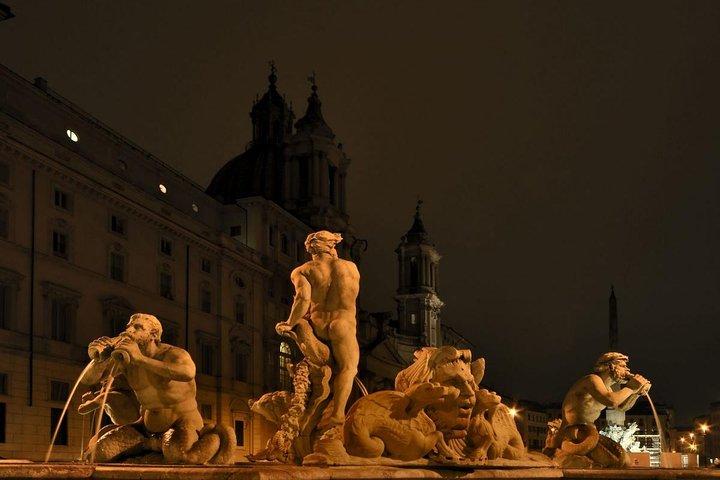 Rome by Night Private Walking Tour With Dinner