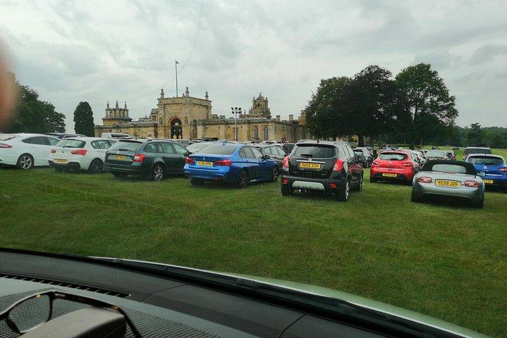 Luxus-Tagesmiete für Privatfahrzeuge: From-London Blenheim Palace & Cotswold Villages