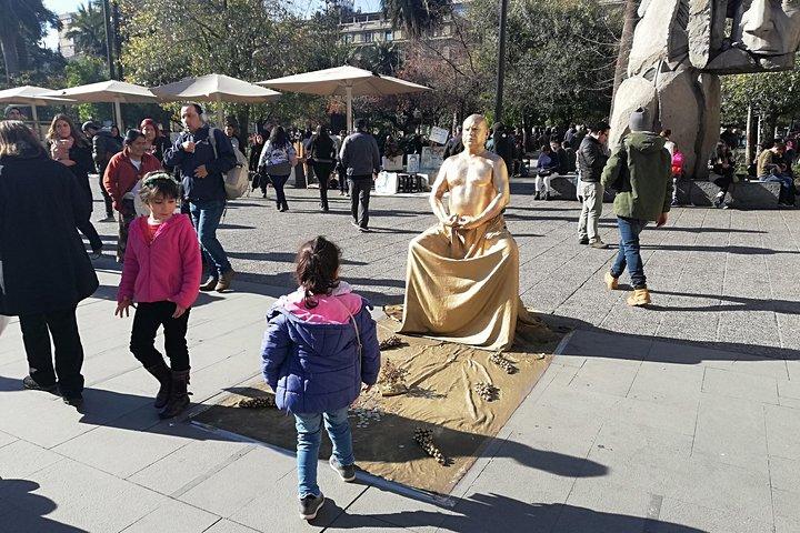 Half Day Guided City Tour in Santiago - Small Groups - Multi Language