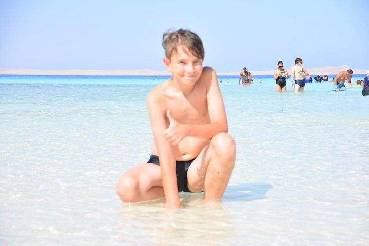 Gita in barca per lo snorkeling al Parco Nazionale di White Island e Ras Mohamed