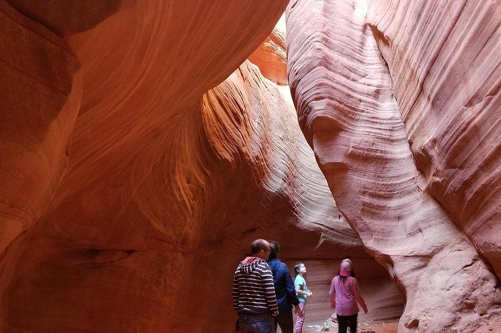Peek-A-Boo Slot Canyon Tour UTV Adventure (Privat)