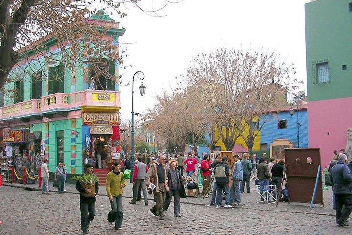 Tour of Buenos Aires with Guide and Lunch Included