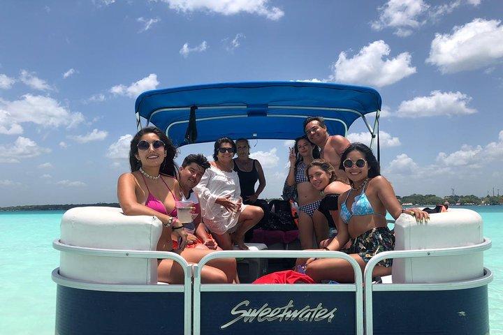Avventura in barca sulla laguna a sette colori di Bacalar con opzione grill