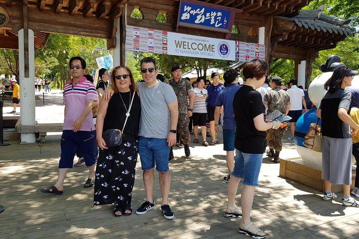 1日プライベートツアー - ナミ、プチ、モーニングカームの庭