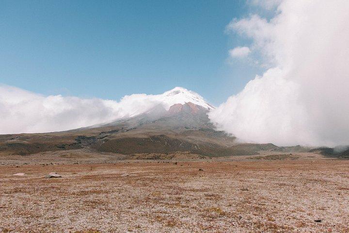 Cotopaxi National Park Hiking & Biking Tour