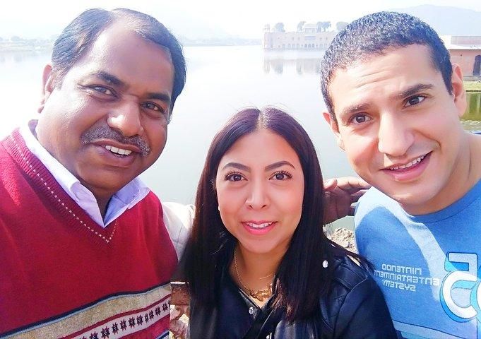Erkunden Sie die Pink City von Jaipur mit einem einzigartigen Erlebnis. Lokale in Jaipur.