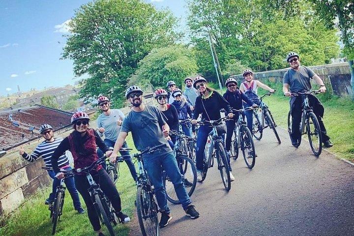 Edinburgh City Bike Tour - Val av elcykel eller manuell