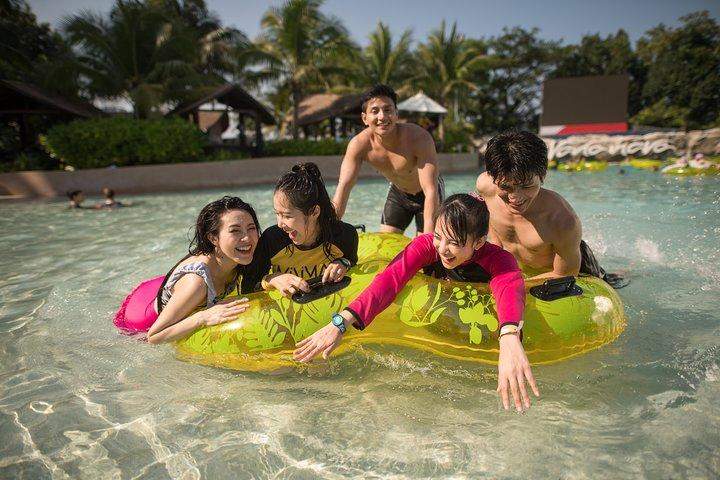 Il biglietto giornaliero per il parco acquatico Vana Nava Hua Hin include asciugamani e armadietto