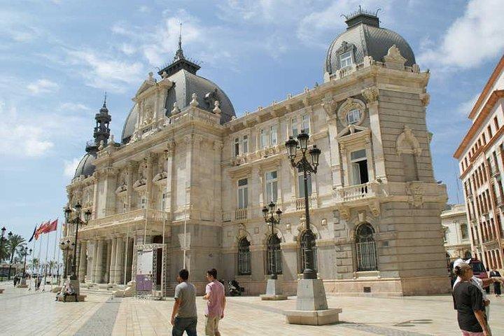 Excursión privada de 4 horas en tierra de Cartagena con conductor y guía oficial