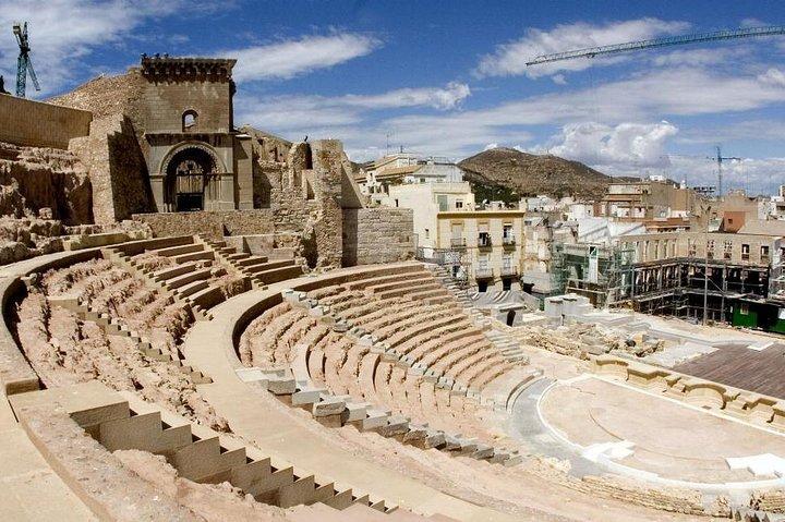 Excursión privada de 4 horas en tierra de Cartagena con conductor y guía oficial