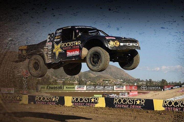 Off-Road Racing: 10 Laps