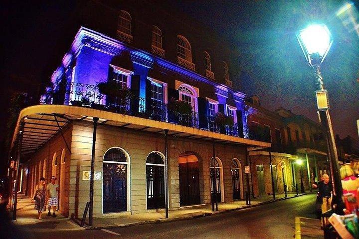 Pub Crawl: New Orleans Drunk History Ghost Tour with EMF Meter