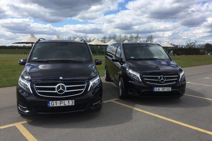 Transfert privé de l'aéroport: de l'aéroport de Gdansk à Gdynia (PAX 7)