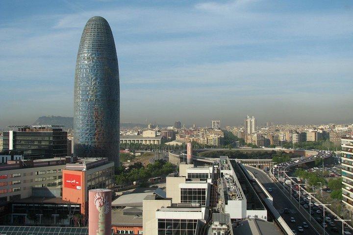 Private Modern Architecture Tour of Barcelona with private pick up and drop off