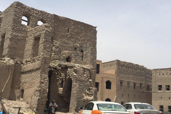 Muscat: Privat heldagstur til Nizwa