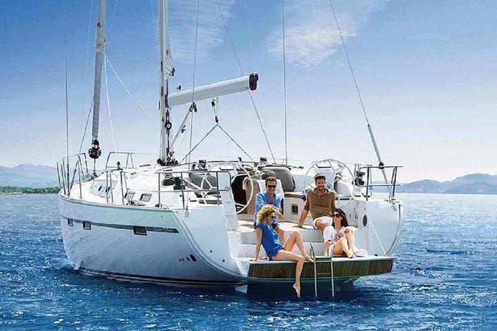 Segling till Dia Island med lunch på Bavaria 51 Heraklion, Kreta