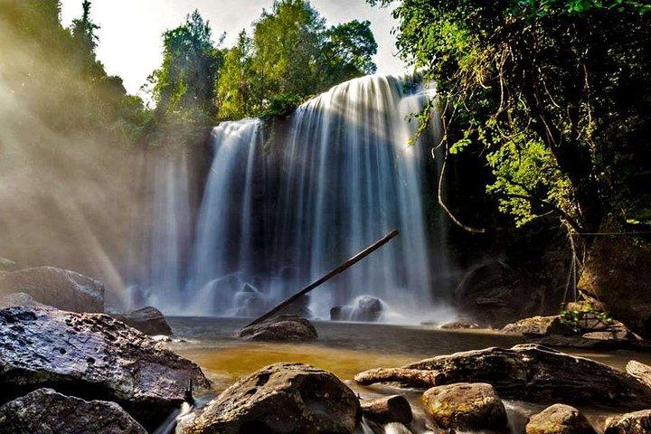 Private Kulen Waterfall & 1000 Lingas Tour