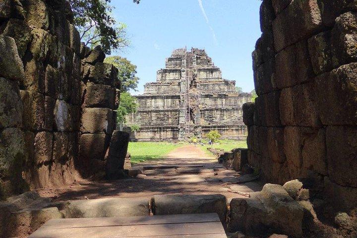 Preah Vihear、Koh Ker、Beng Mealeaツアー