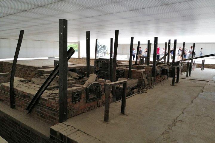 ザクセンハウゼン強制収容所記念館 - 公共交通機関付きのプライベートツアー