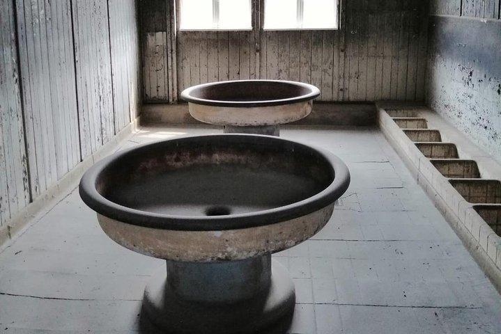 ザクセンハウゼン強制収容所記念館 - 公共交通機関を利用したプライベートツアー