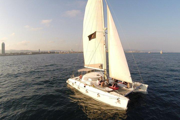 Catamaran Experience 17-20 passagers au départ de Port Olimpic Barcelone