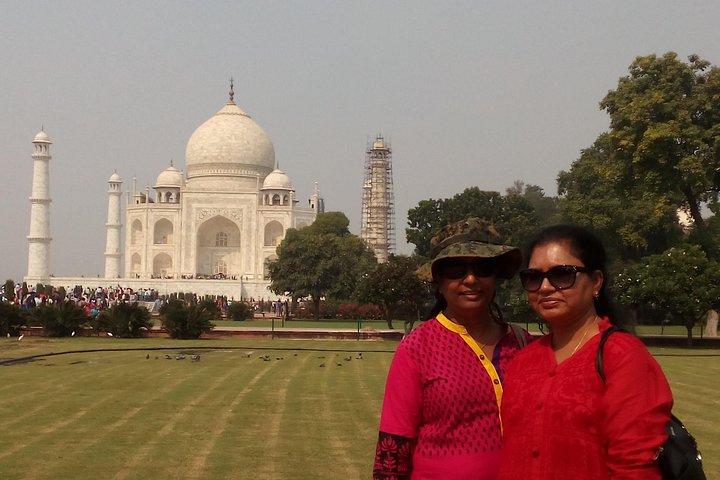 Taj Mahal Same Day Tour from New Delhi
