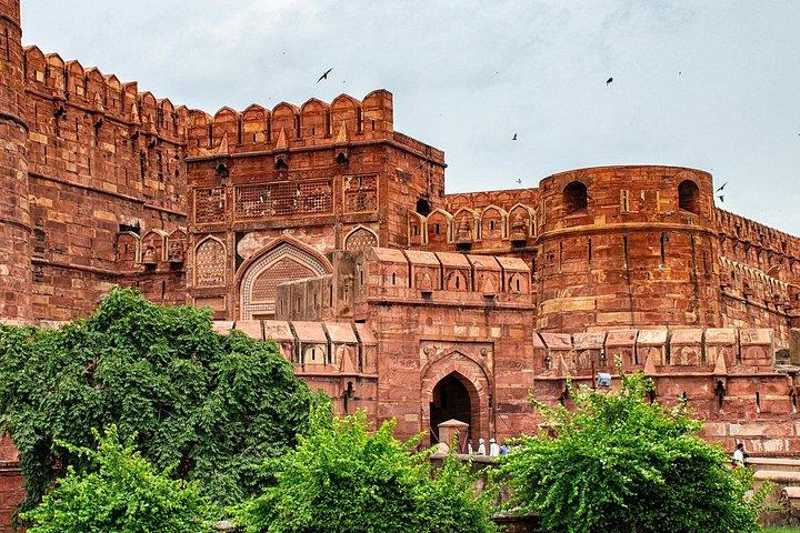 Taj Mahal Same Day Tour from New Delhi