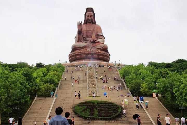 Big Buddha Mountain Chinesischer Kung Fu & Löwentanz Private Tour