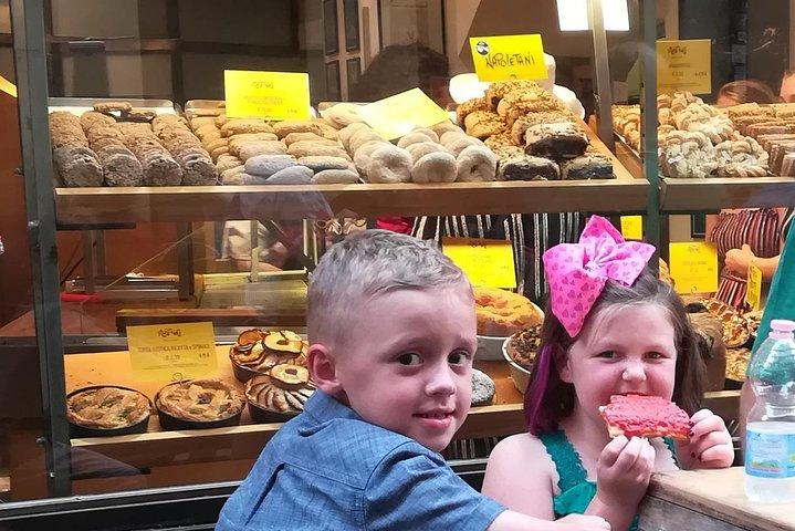 Tour al atardecer en Roma para niños y familias con pizza y gelato dirigido por Alessandra