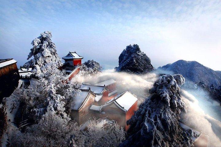 Excursão privada de 2 dias para a montanha Shiyan Wudang começar de Wuhan e terminar em Wuhan