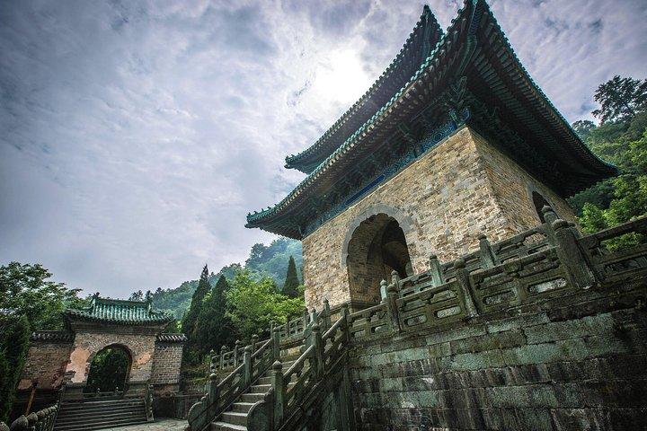 Excursão privada de 2 dias para a montanha Shiyan Wudang começar de Wuhan e terminar em Wuhan