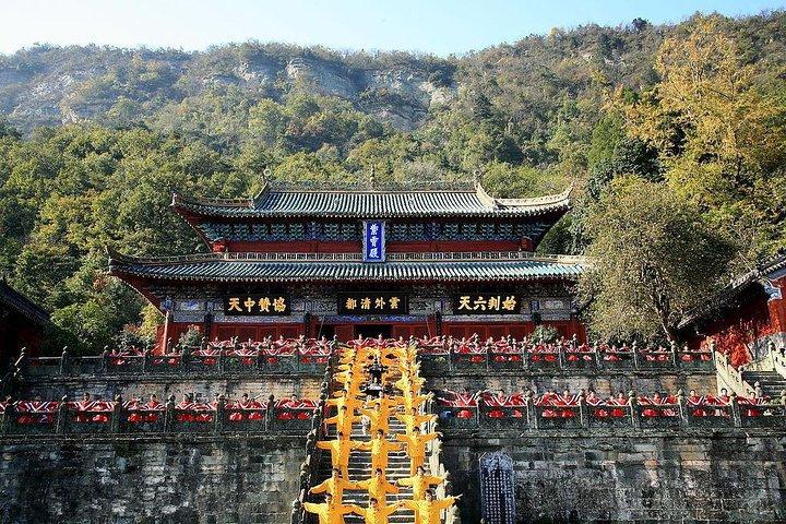 Excursão privada de 2 dias para a montanha Shiyan Wudang começar de Wuhan e terminar em Wuhan