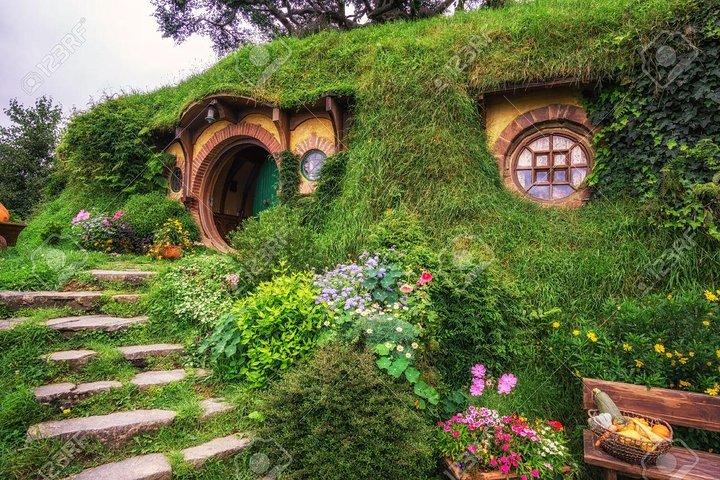 Excursão privada de luxo de Auckland ao set de filmagem Hobbiton e Rotorua para casais