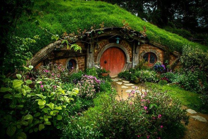 Excursão privada de luxo de Auckland ao set de filmagem Hobbiton e Rotorua para casais
