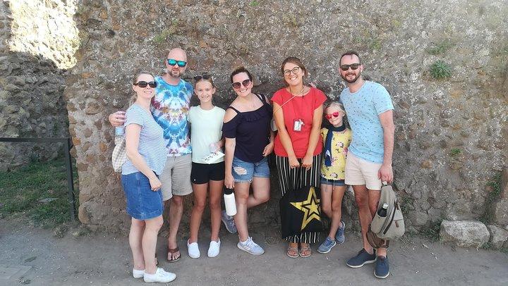 Ancient Roman Adventure: Colosseum, Roman Forum & Palatine Hill met Alessandra
