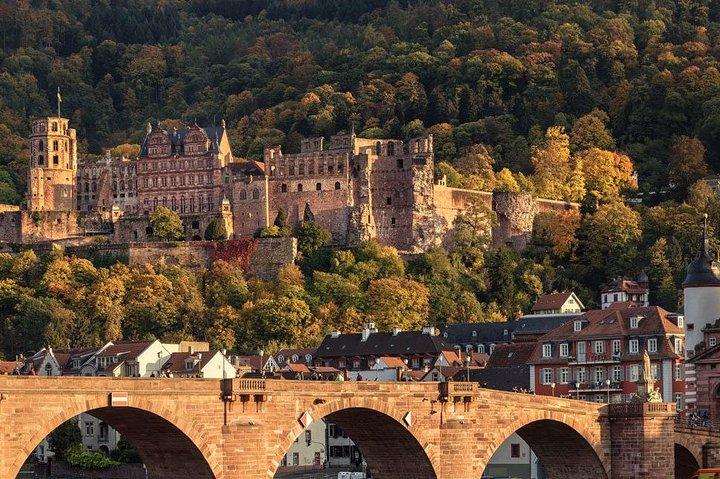 Heidelberg og Schwetzingen slotte fra Frankfurt