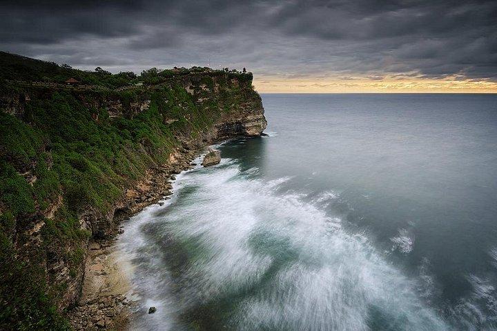 Sunset at Uluwatu Temple and Spa Tour