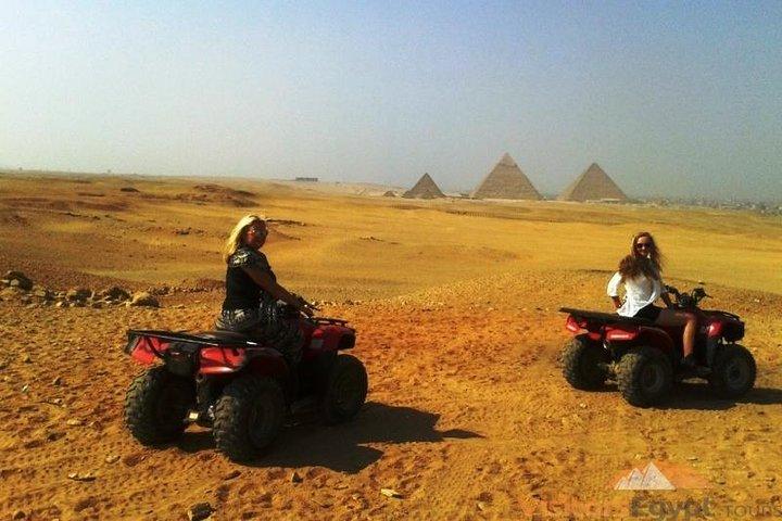 Desert Safari en Quad Bike alrededor de las pirámides