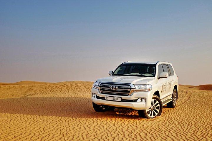 Dubai Desert Safari con Dune Bashing, Camel Rides e BBQ
