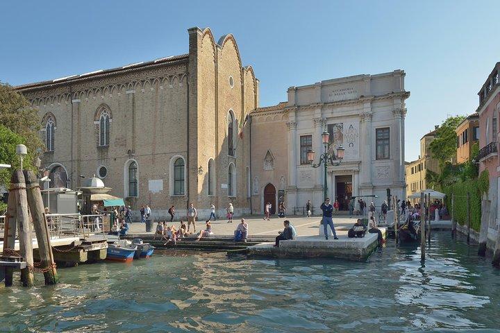Visita guiada privada a la Galería de la Academia de Venecia y Dorsoduro